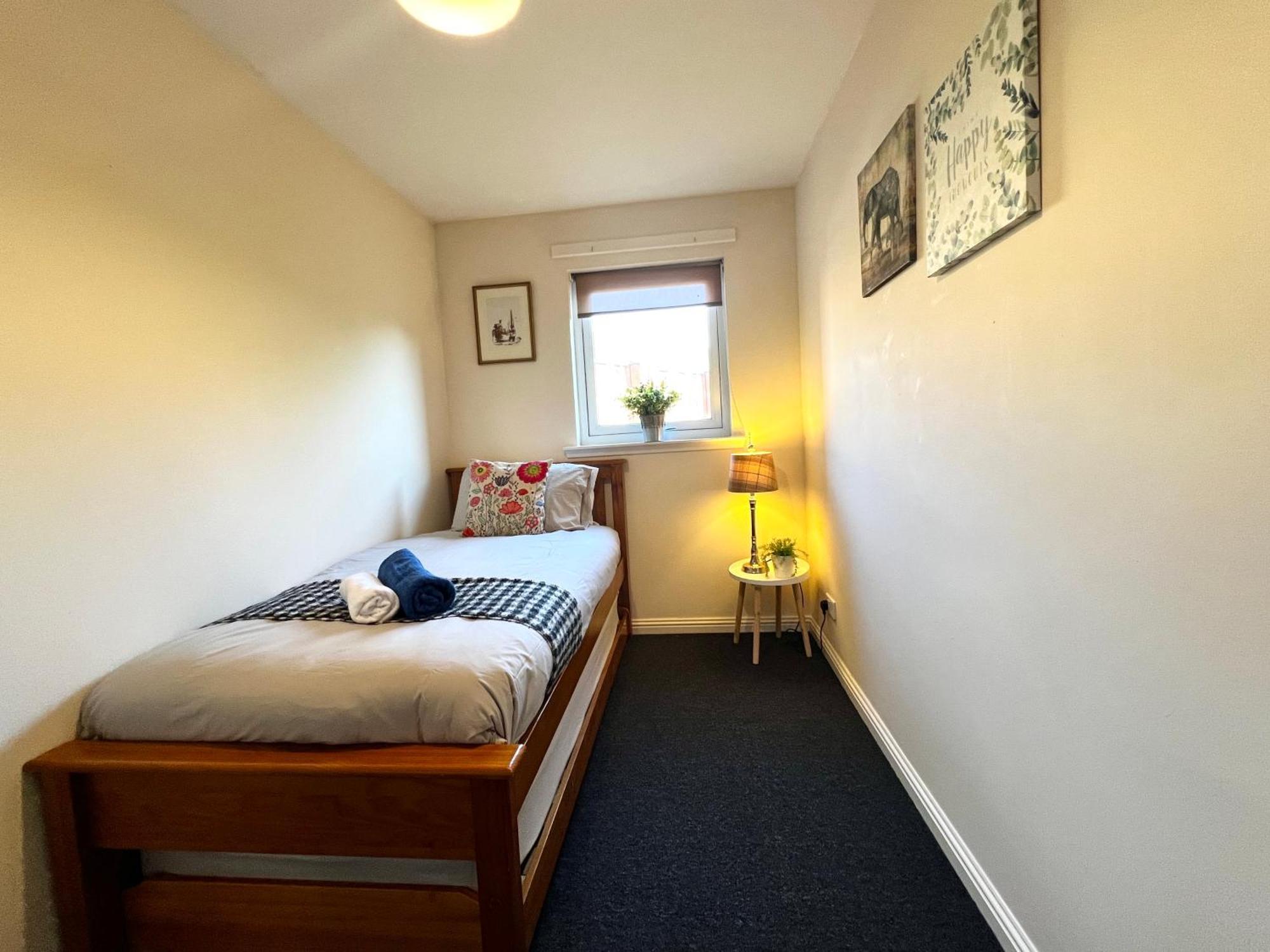 Appartement Stylish Modern Flat With Juliet Balcony & Parking à Glasgow Extérieur photo