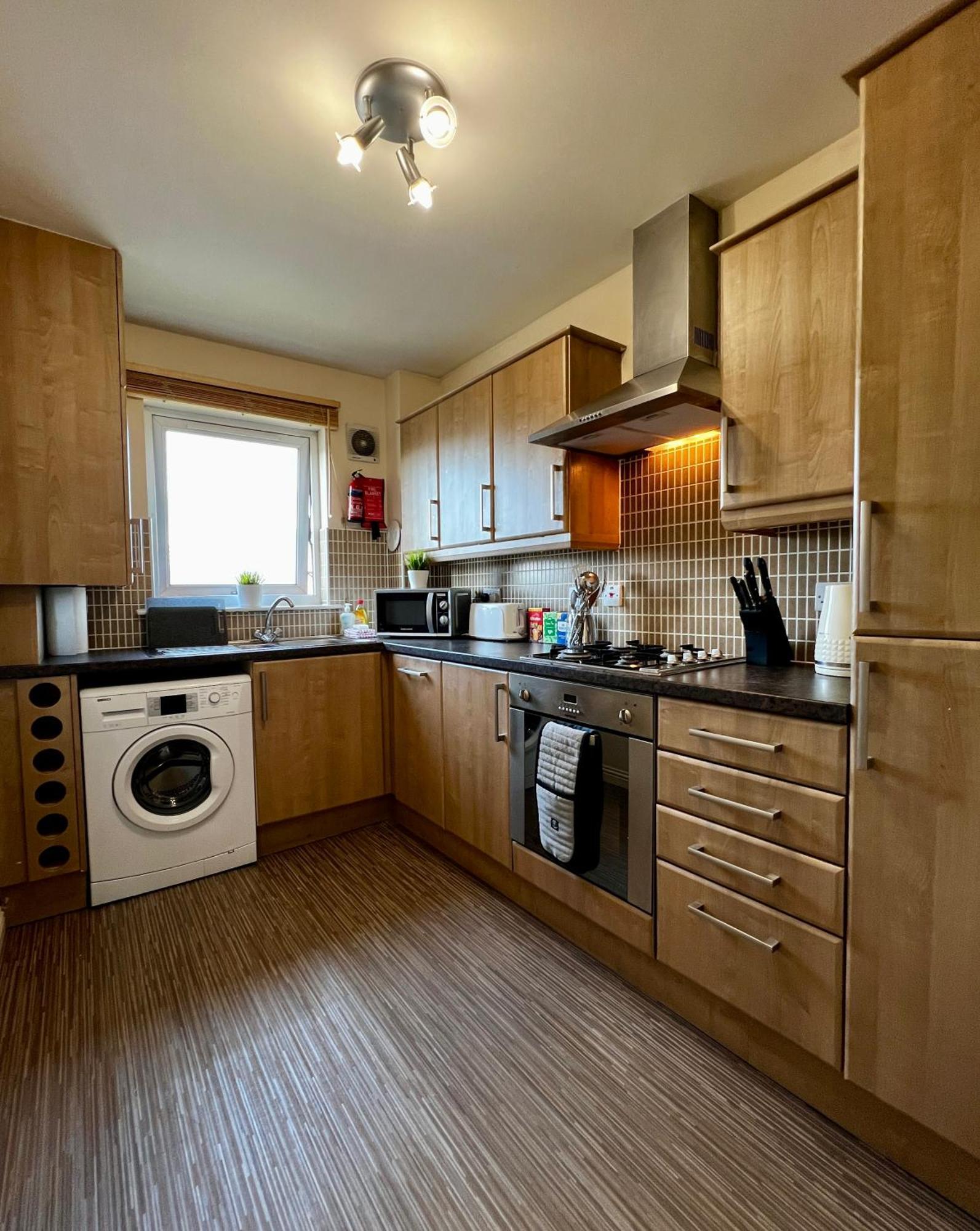 Appartement Stylish Modern Flat With Juliet Balcony & Parking à Glasgow Extérieur photo